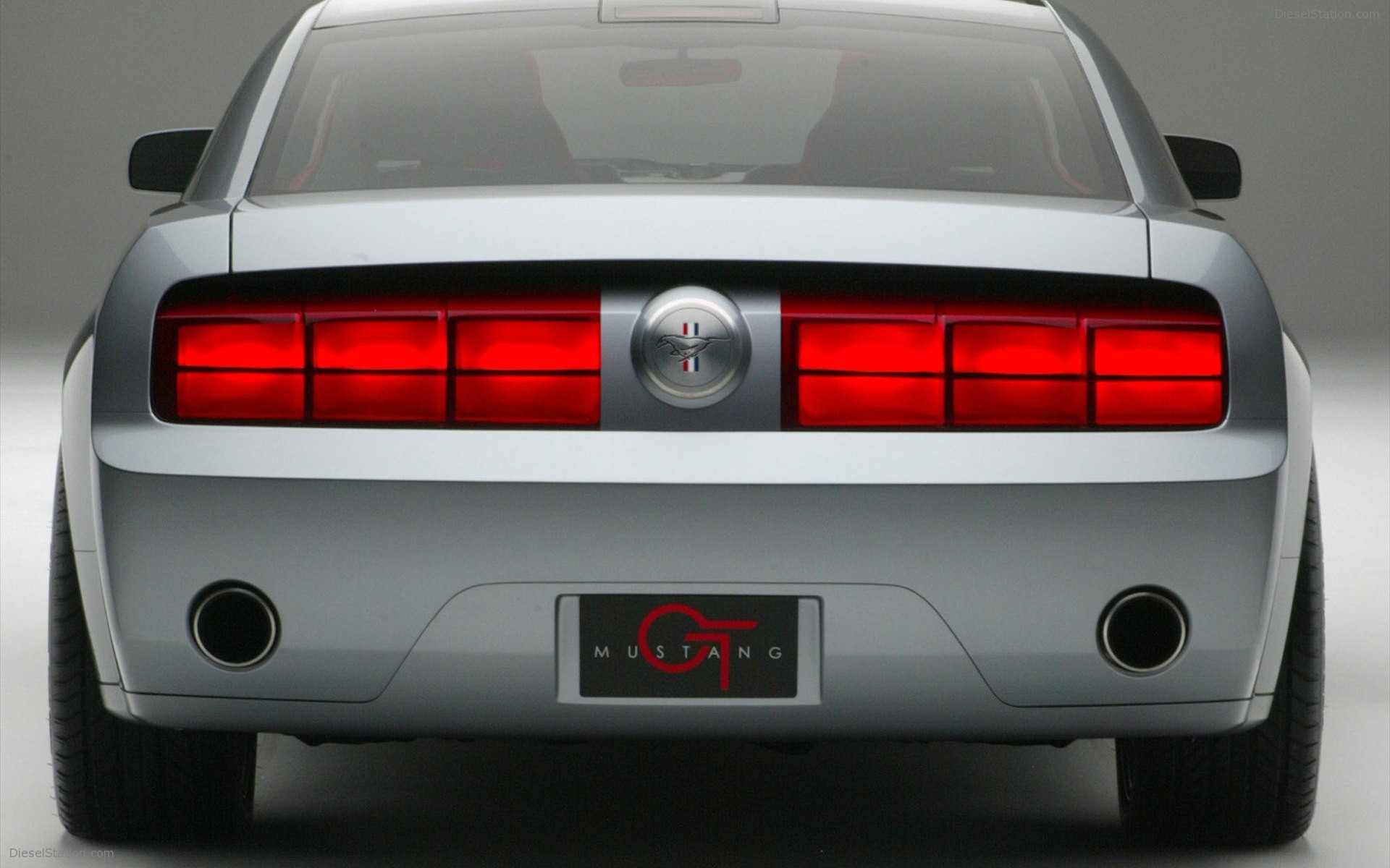 Ford Mustang GT Concept (2004)